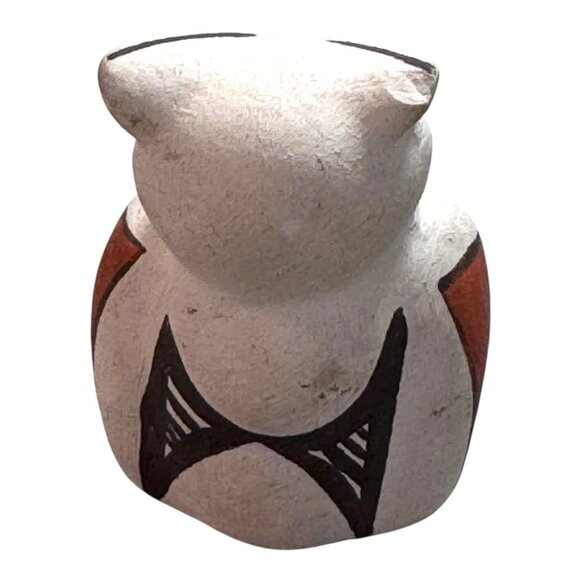 Vintage Acoma Pottery Owl Figurine Signed By Artist Lucaro Isleta NM 2" Mini - Picture 7 of 9